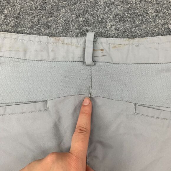 Nike Golf Short Mens 34 Gray Modern Tech Woven Flat Front Performance Chino - Picture 11 of 15